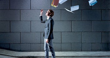 How to Go After Entrepreneurship While You Still Have Your Day Job