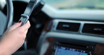 New Ai (Artificial Intelligent) Software Can Sense When People Texting Or in Driving AI Software